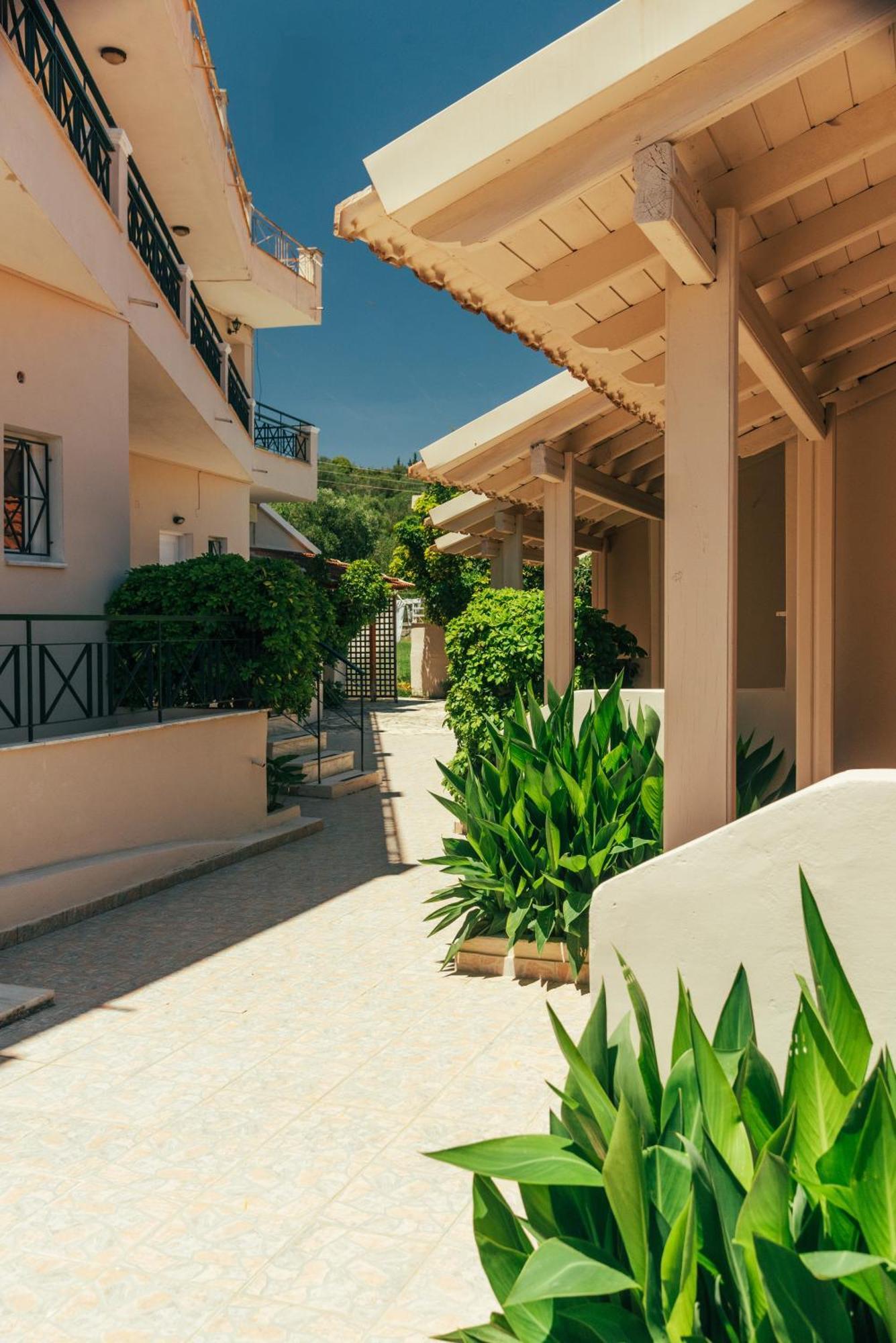 Kalypso studio Resorts Kávos Esterno foto